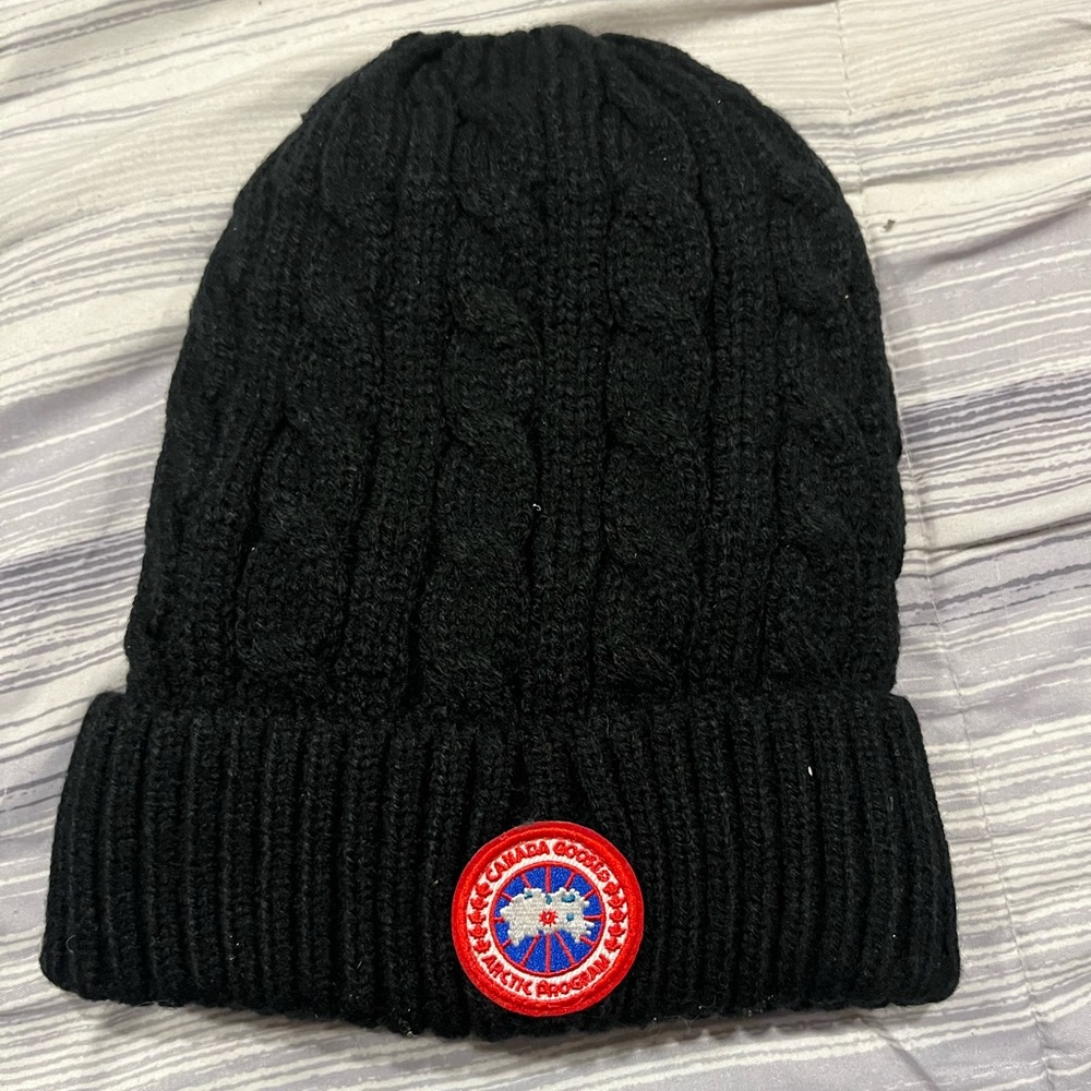 Classic Black Cable-Knit Beanie with Red Canada goose Patch